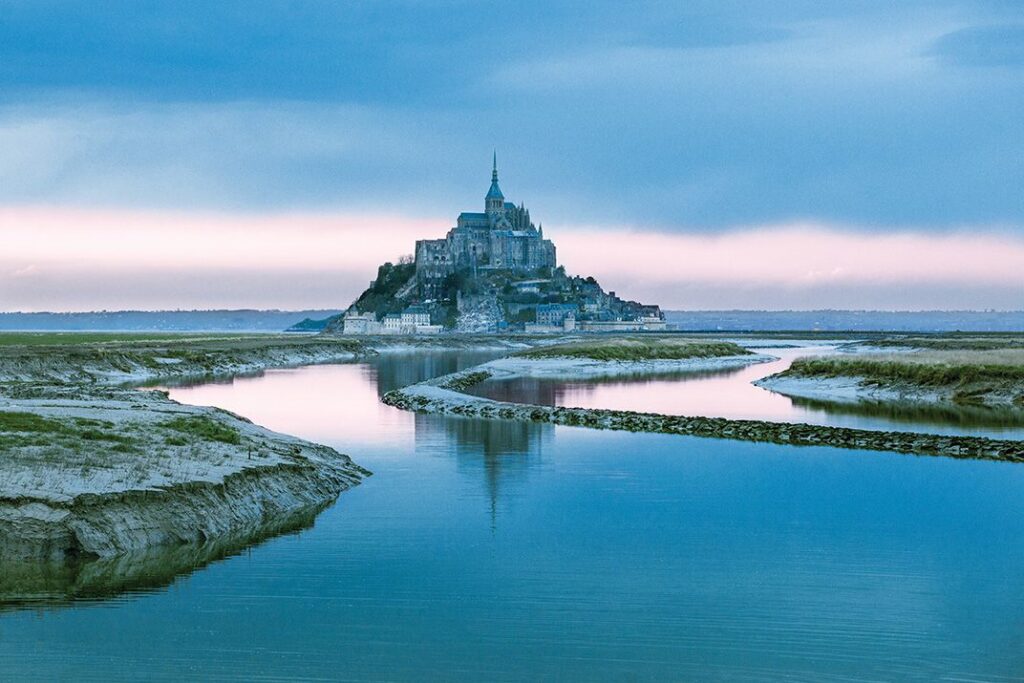 Alexander Stille, “The Massive and Controversial Attempt to Preserve One of the World’s Most Iconic Islands” (2014)