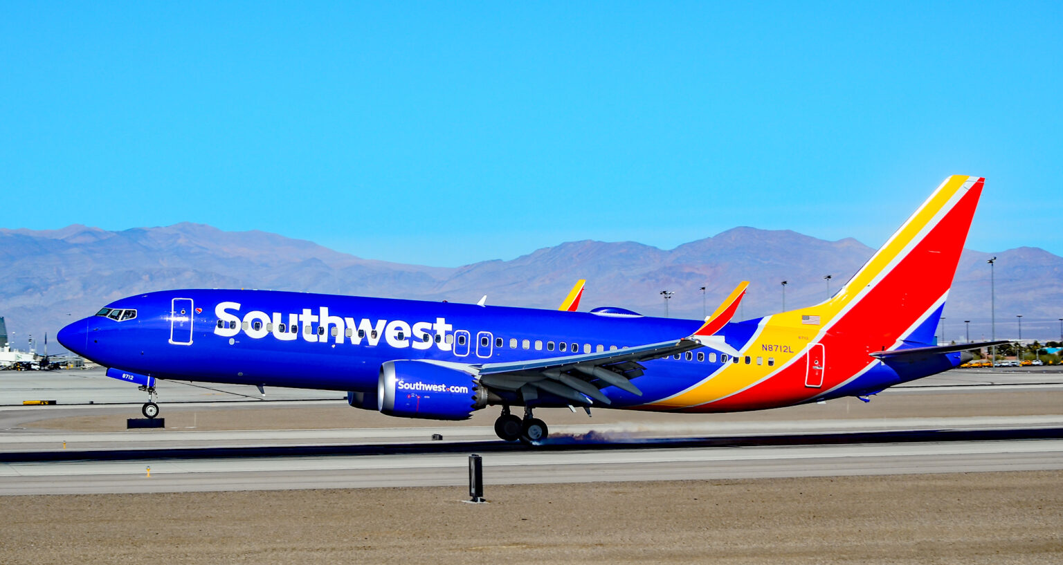 Geraldine DeRuiter, “The 10th Circle of Hell is Southwest Airlines” (2015)