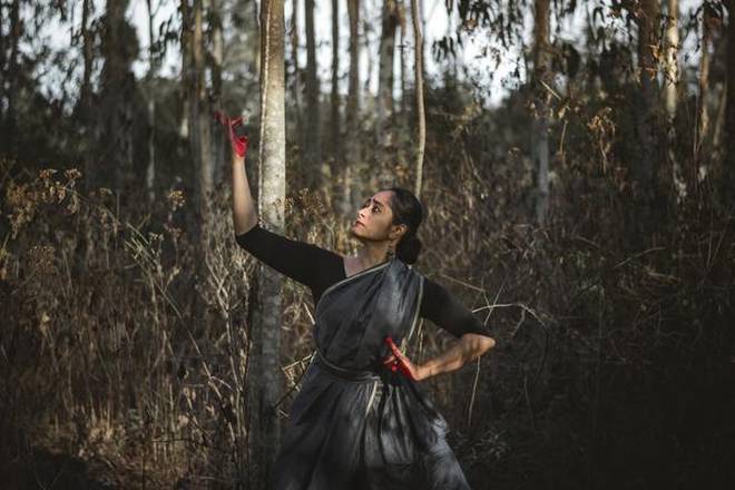 Ruth Dhanaraj, “How dancer Anuradha Venkataraman interpreted Dante through the Mahabharata (2021)