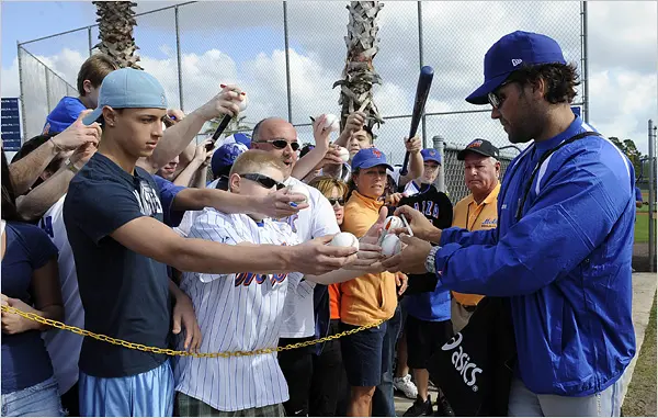 Joshua Robinson, “In Italy’s Dugout, Piazza Embraces a New Role” (2009)